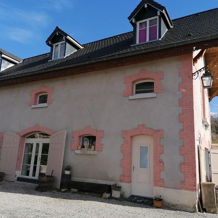L'annexe du Château de Saint Genix Exterior foto